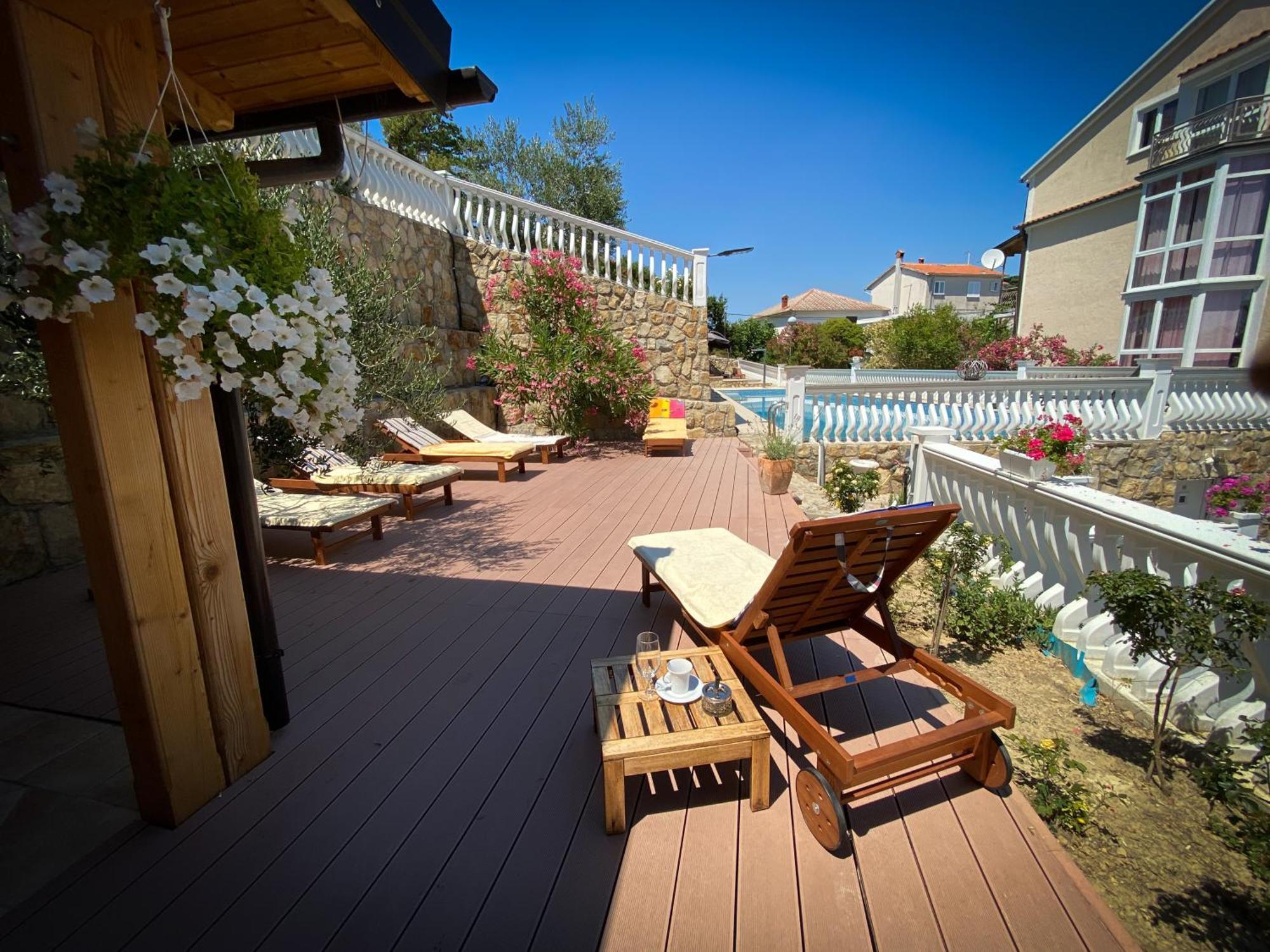 Apartments Happy Island Rab Раб Екстериор снимка