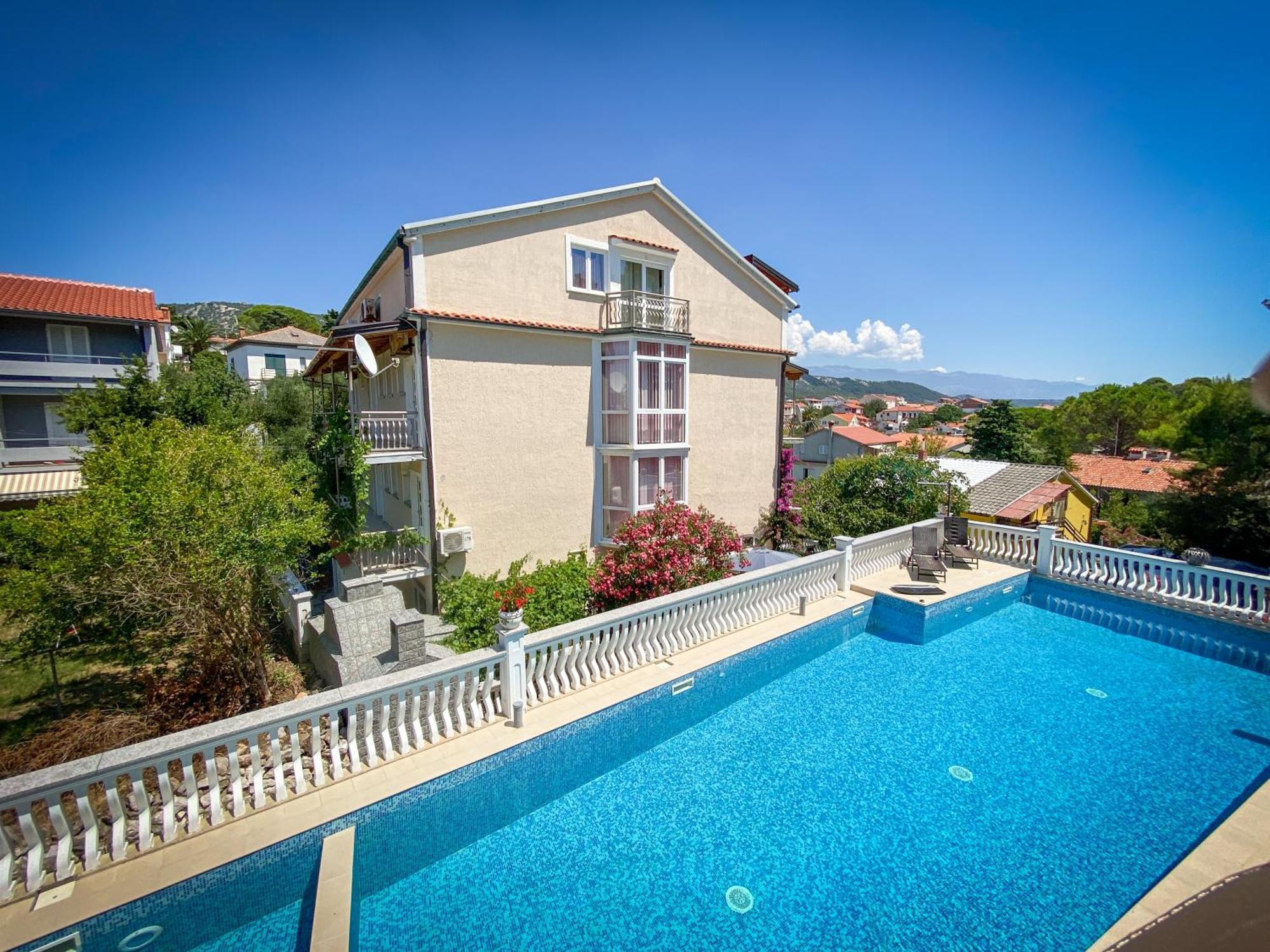 Apartments Happy Island Rab Раб Екстериор снимка